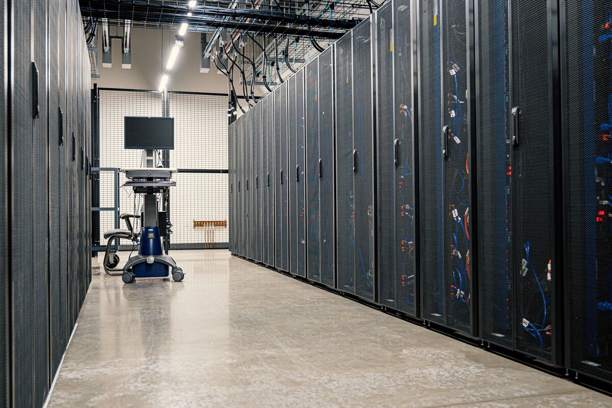 Server and network rack cabinets in a data centre